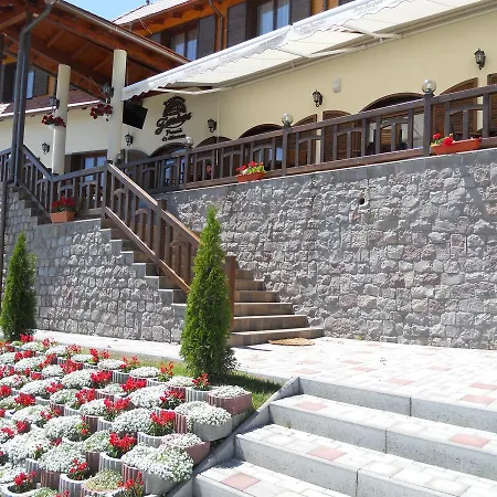 Farkas Panzio Hotel 3*