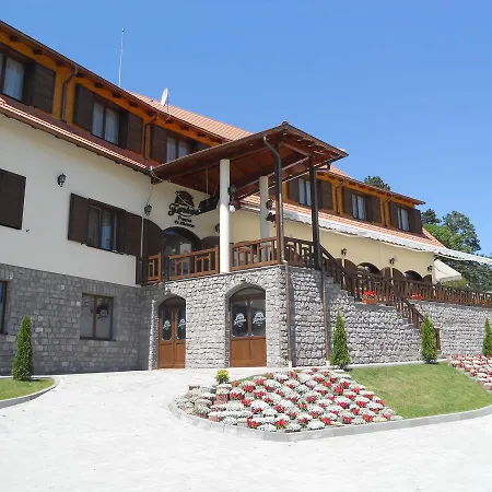 Hotel Farkas Panzio 3*