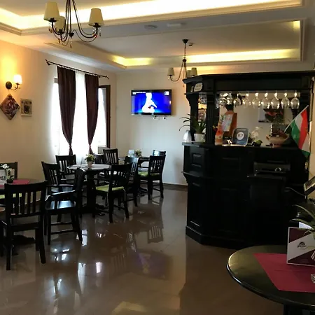 Farkas Panzio Hotel